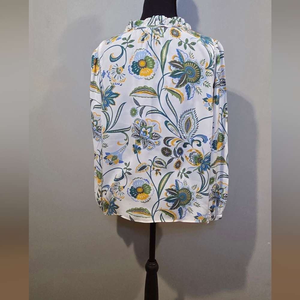 Talbots Cream Floral V-Neck Long-Sleeve Blouse Petite Large - Picture 5 of 7